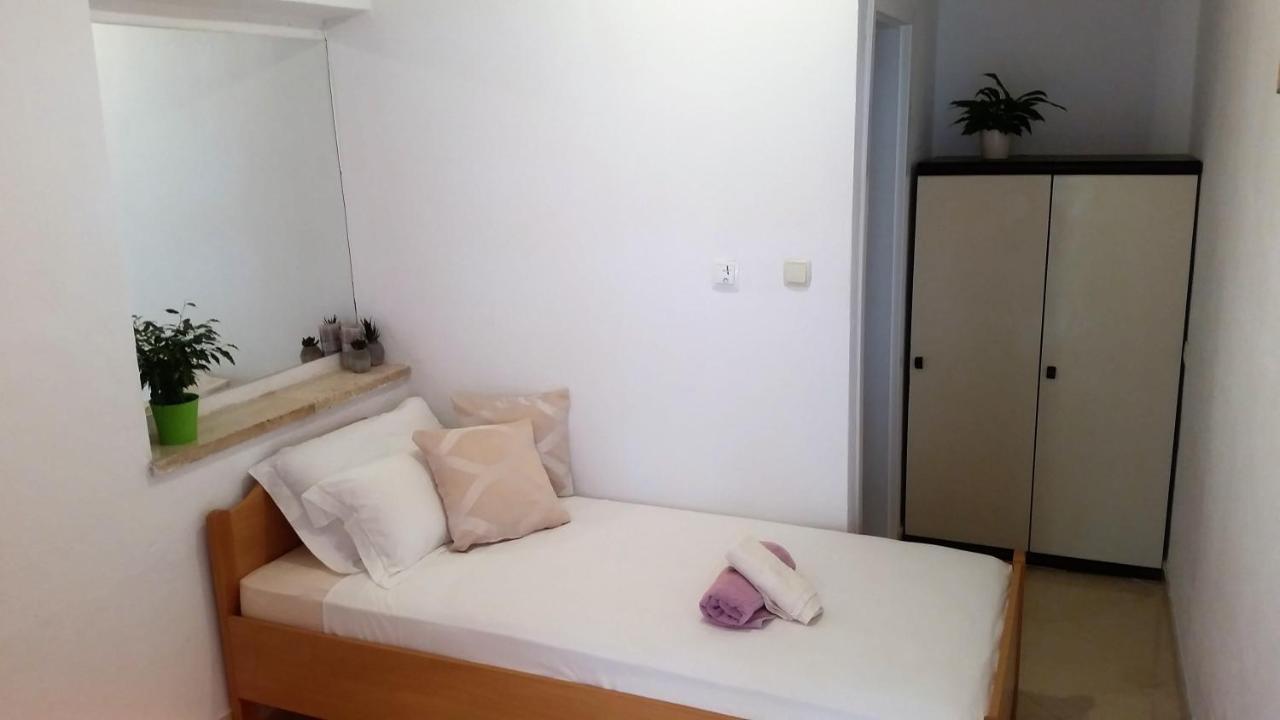 Guesthouse Iva Hvar Town Exteriör bild
